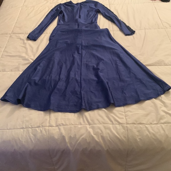 Beautiful Evening Gown - Picture 16 of 16